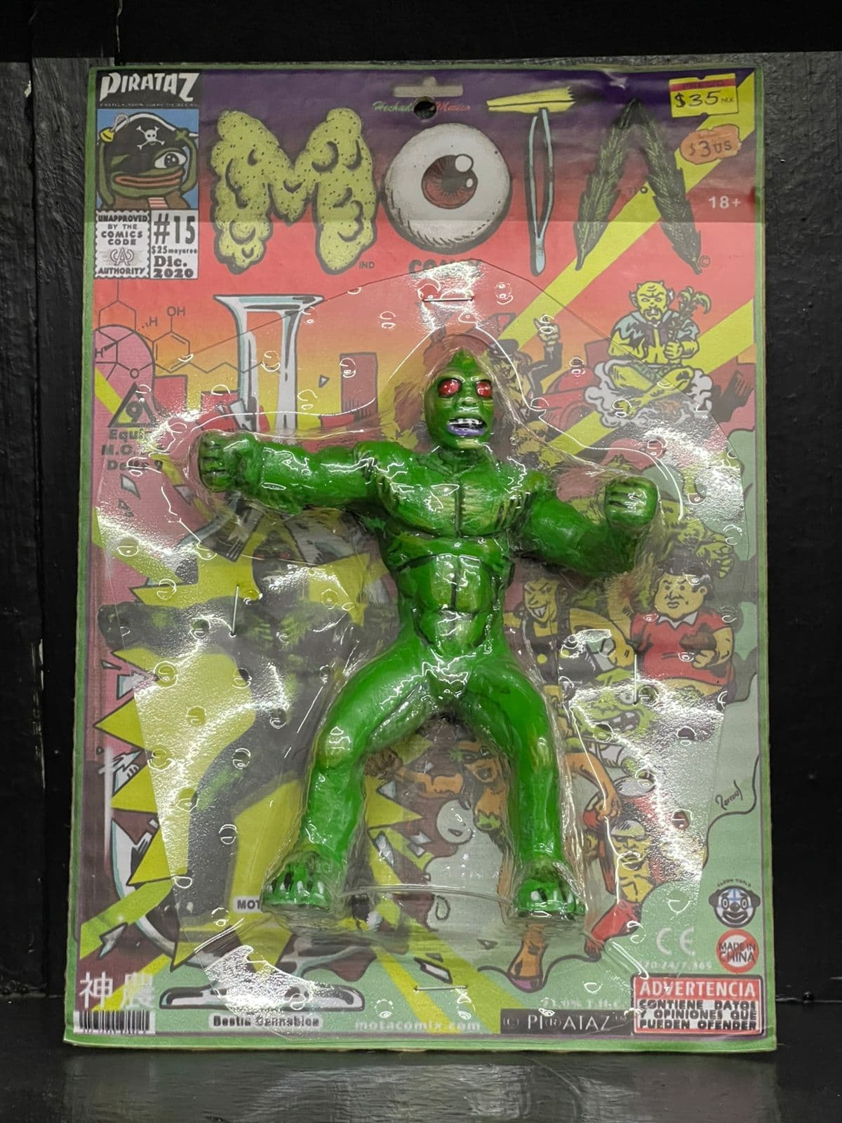 Art toy de Motamon, foto en tienda